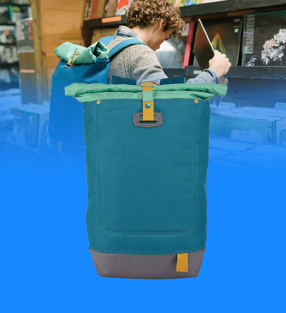 MOCHILA LARIMER LARI 114 ROLLTOP HUDSON 15" COLOR AZUL CASE LOGIC