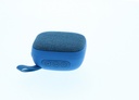 Xtech XTS-600 - Yes Altavoces - Azul - Parlante ultracompacto con micrófono incorporado, para conversaciones con manos libres - Reproducción de música sin cables hasta 10 metros de distancia de la fuente de audio - Recubrimiento de goma muy duradero, resistente a las salpicaduras - El botón multifuncional permite alternar entre los modos de reproducción o pausa y de recepción o finalización de llamadas telefónicas - Parlante: Impedancia: 4 Ohm - Sensibilidad: 82dB ±3dB
